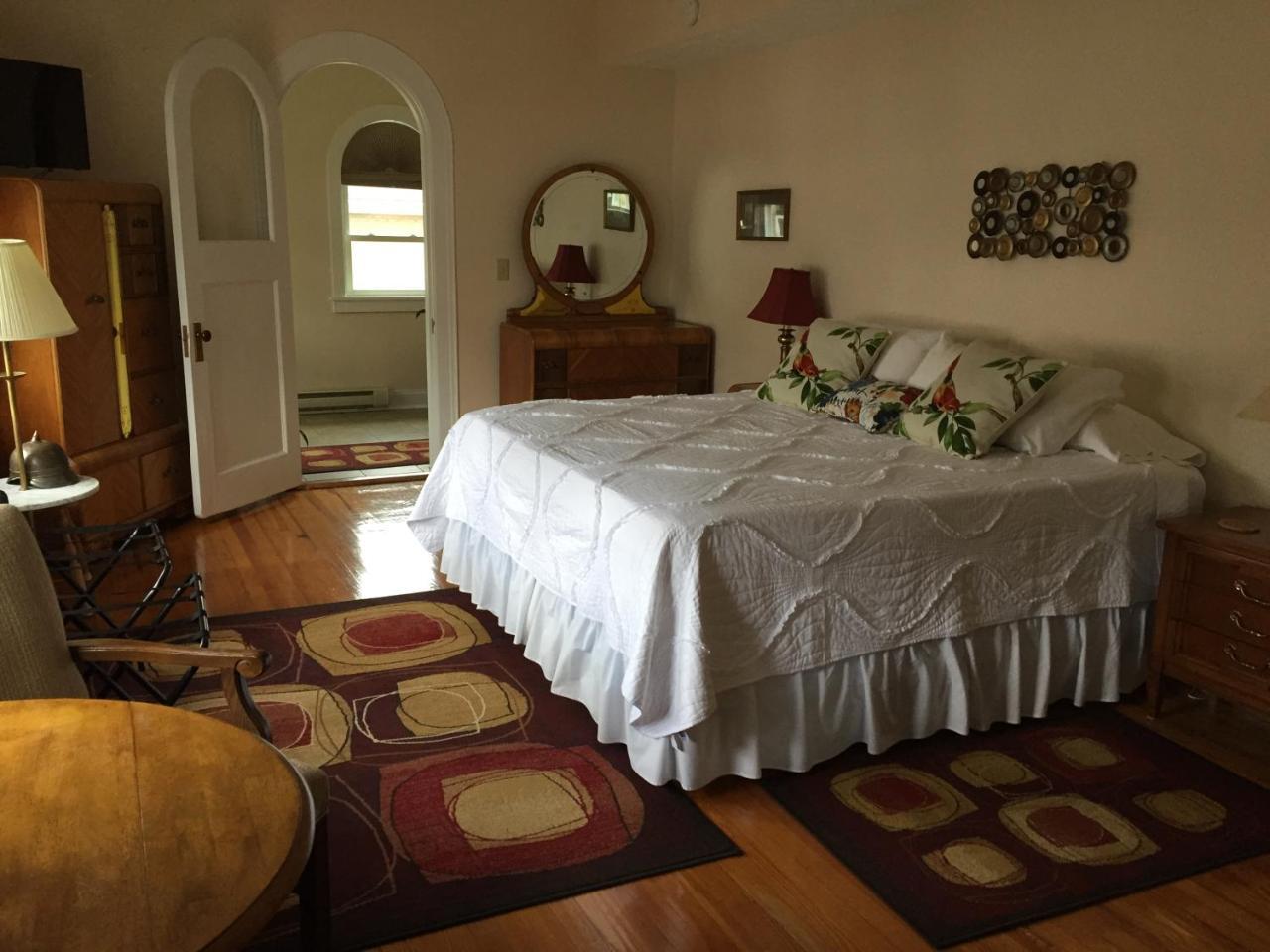 Connellsville Bed And Breakfast ภายนอก รูปภาพ